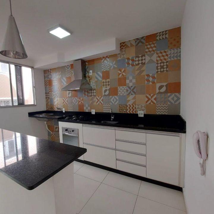 Apartamento à venda com 3 quartos, 65m² - Foto 1