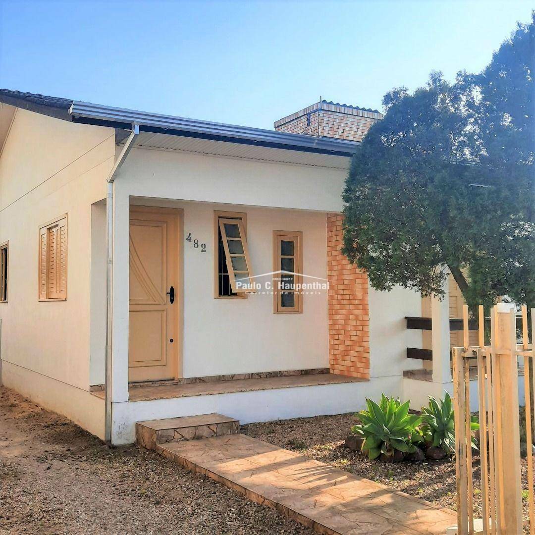 Casa à venda com 2 quartos, 200m² - Foto 1