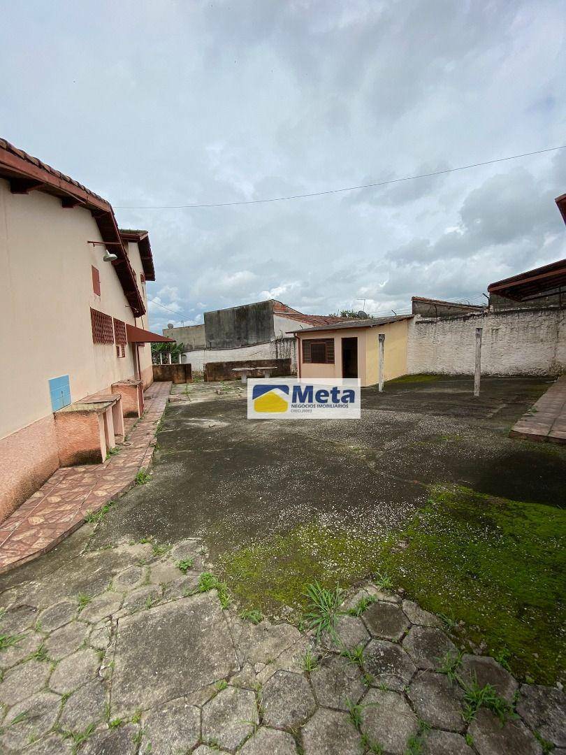 Sobrado à venda com 3 quartos, 500m² - Foto 12