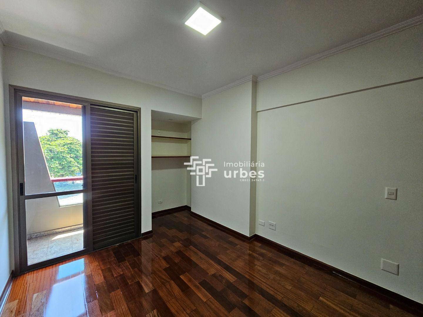 Apartamento à venda com 4 quartos, 157m² - Foto 18