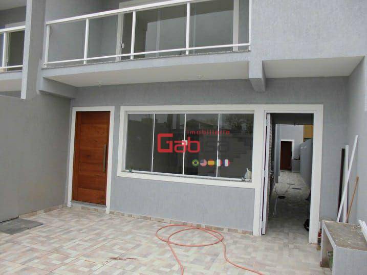 Casa à venda com 4 quartos, 212m² - Foto 2