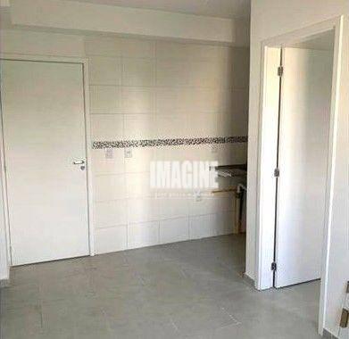 Apartamento à venda com 2 quartos, 40m² - Foto 3