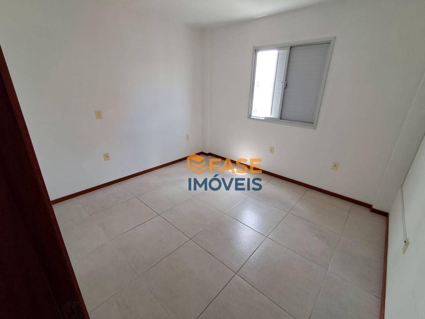 Apartamento à venda com 2 quartos, 55m² - Foto 6