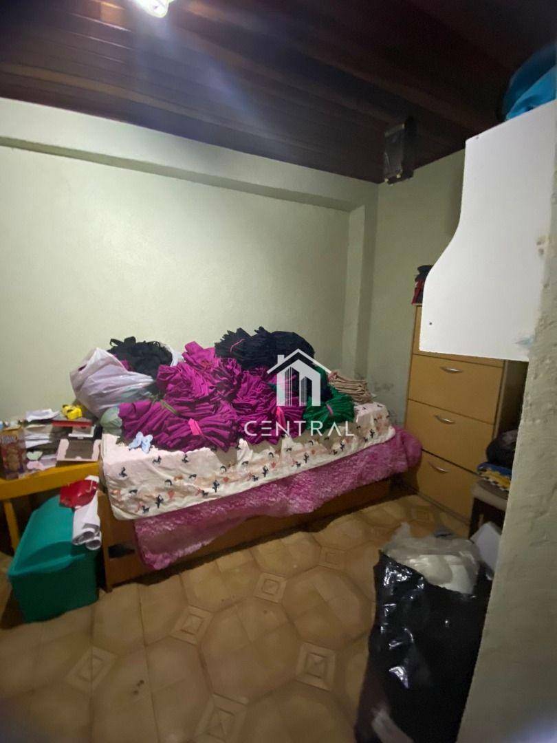 Sobrado à venda com 5 quartos, 200m² - Foto 11