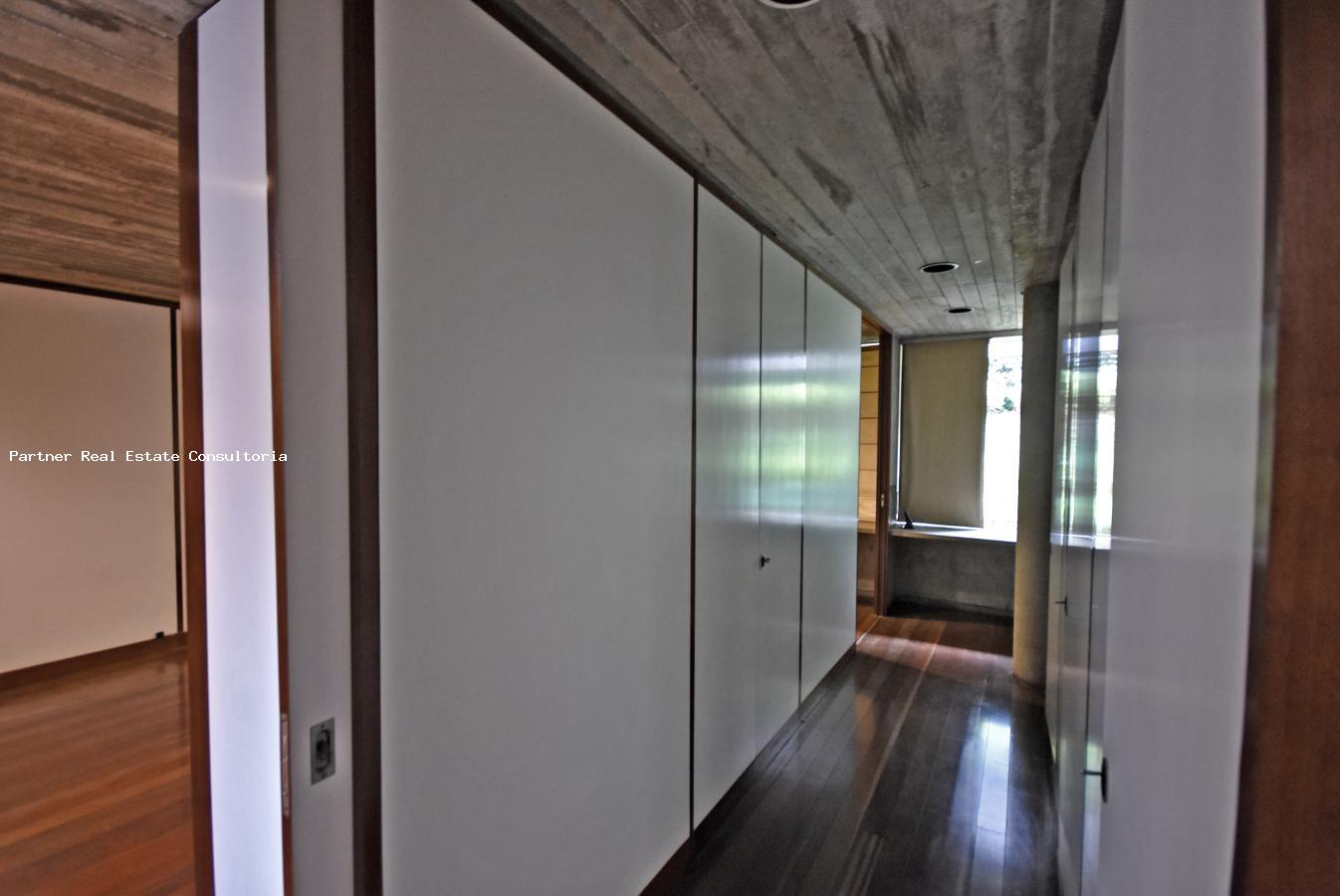 Casa à venda com 4 quartos, 3100m² - Foto 26