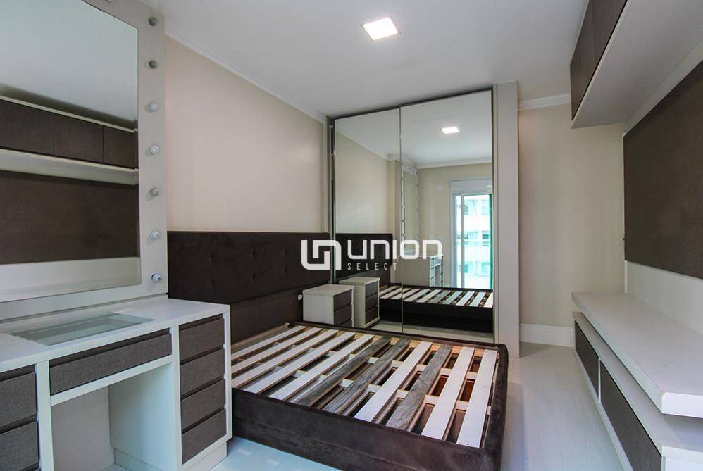 Apartamento à venda com 3 quartos, 140m² - Foto 10