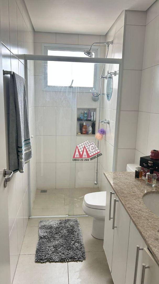 Apartamento para alugar com 3 quartos, 80m² - Foto 15