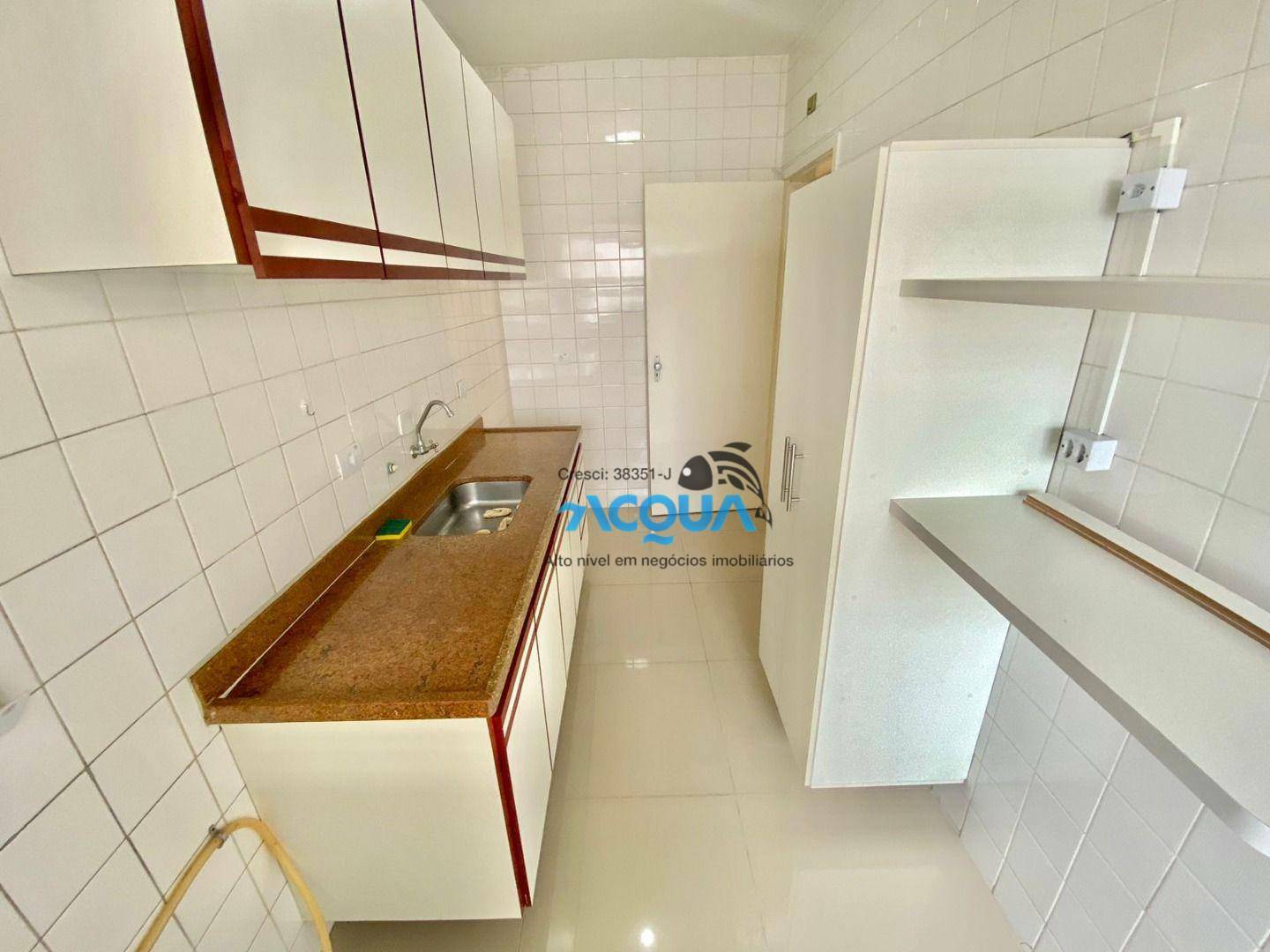 Apartamento à venda com 2 quartos, 70m² - Foto 9