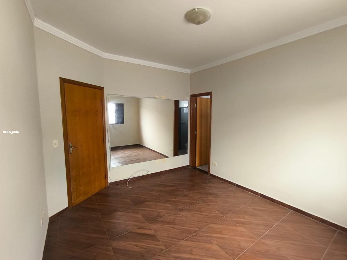 Casa à venda com 3 quartos, 230m² - Foto 16