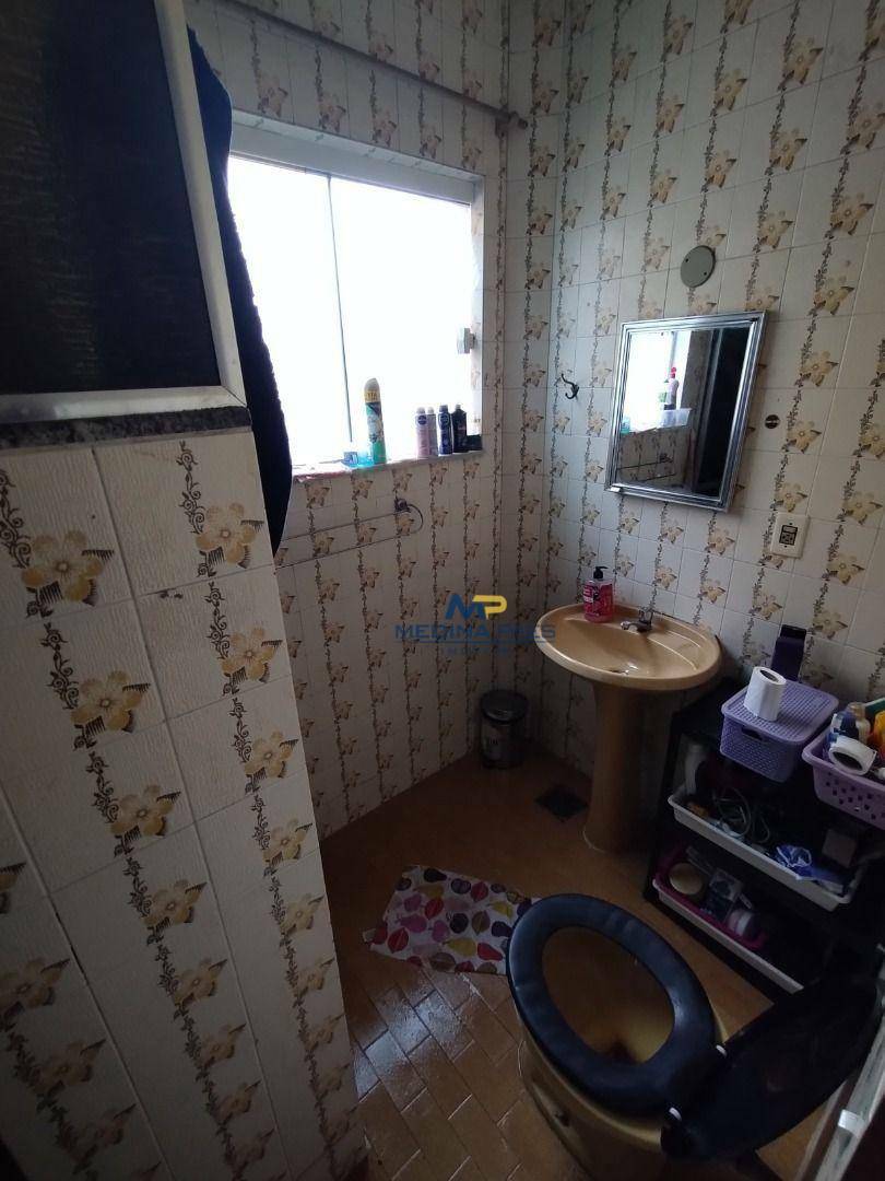 Apartamento à venda com 2 quartos, 70m² - Foto 5