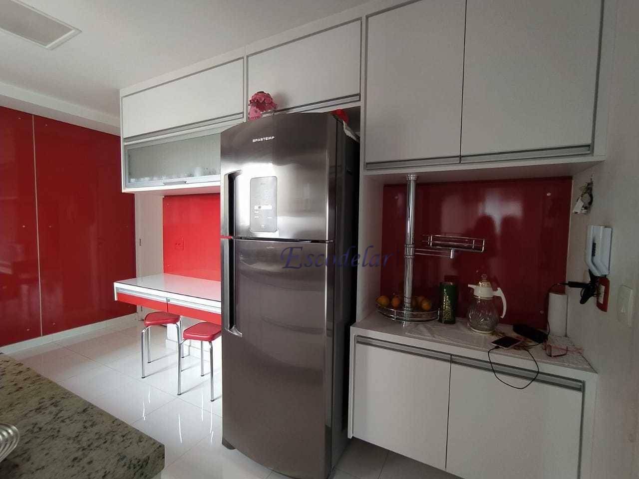 Apartamento à venda com 3 quartos, 162m² - Foto 17