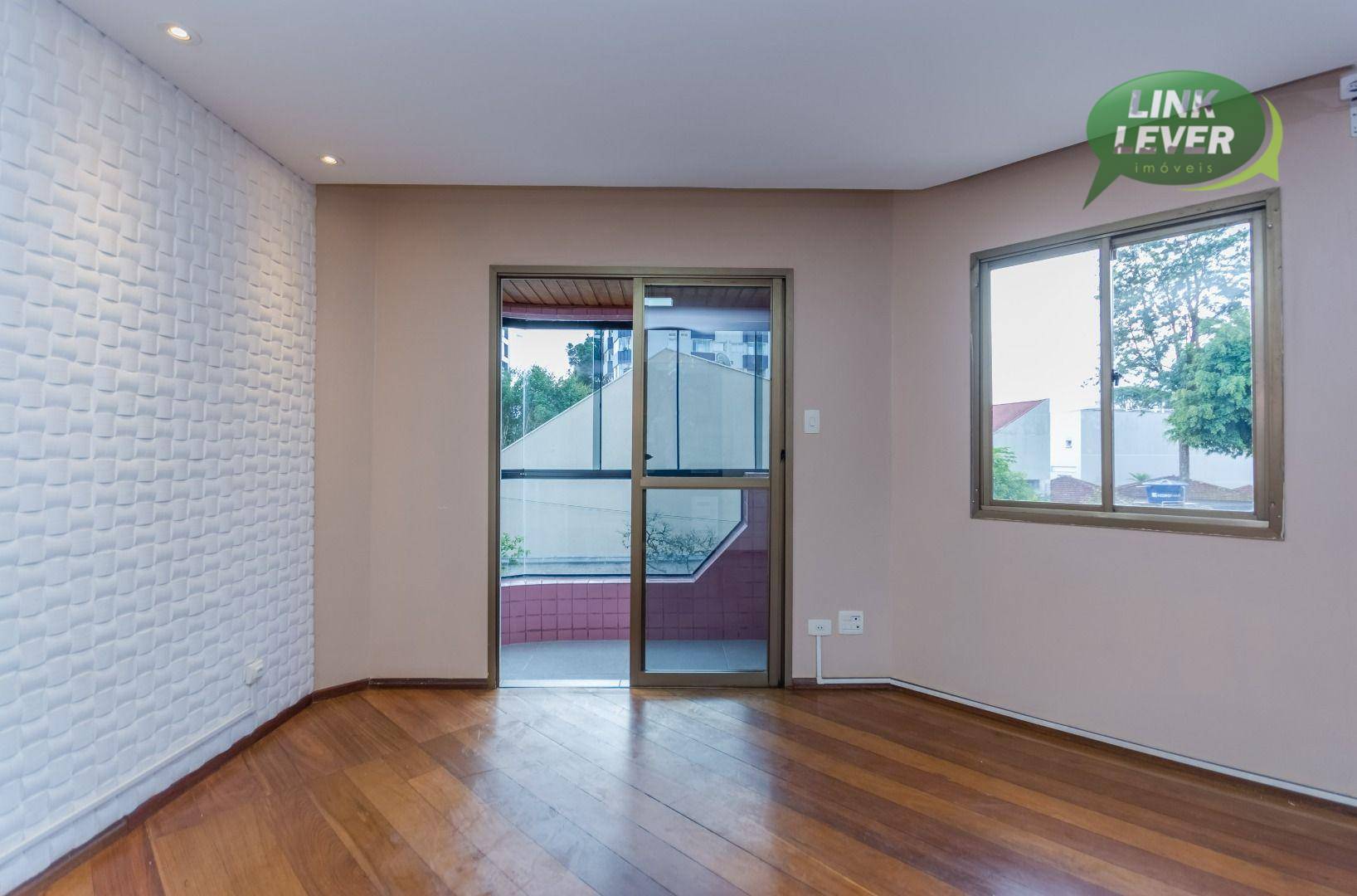 Apartamento para alugar com 3 quartos, 78m² - Foto 8