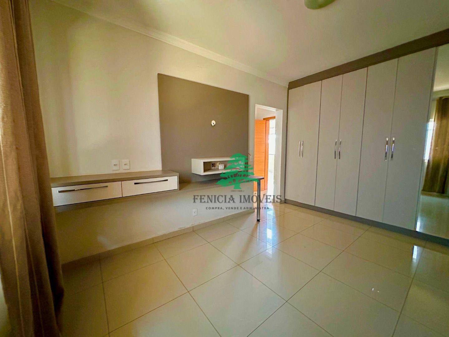 Casa à venda com 3 quartos, 214m² - Foto 20