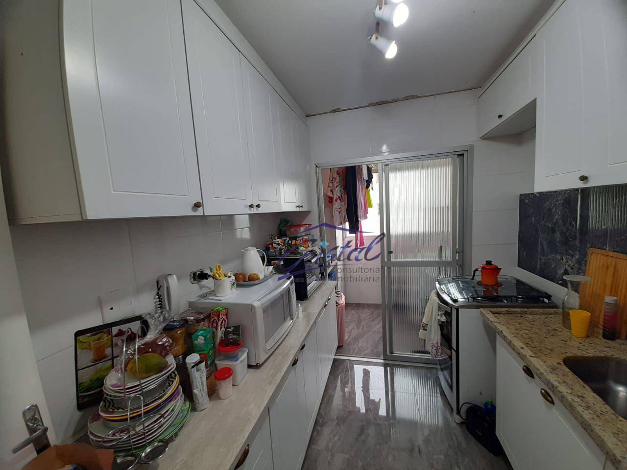 Apartamento à venda com 3 quartos, 70m² - Foto 16