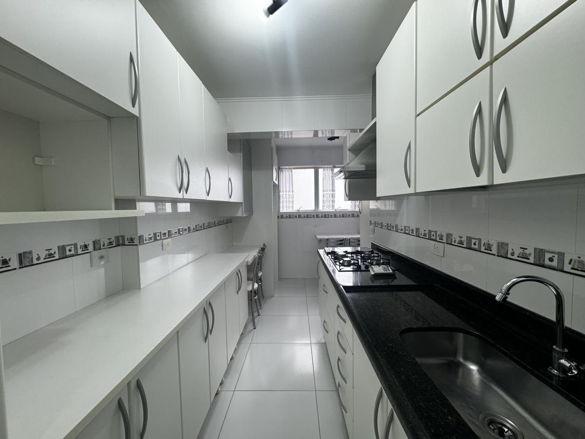 Apartamento à venda com 3 quartos, 110m² - Foto 18