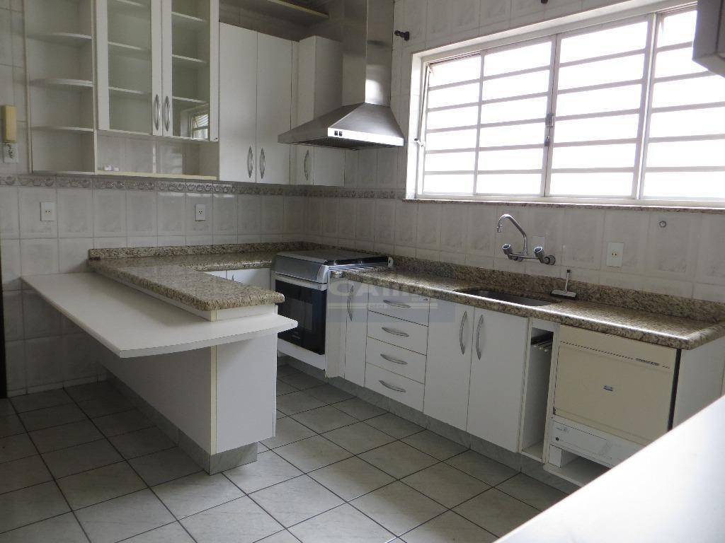 Casa à venda com 3 quartos, 200m² - Foto 21