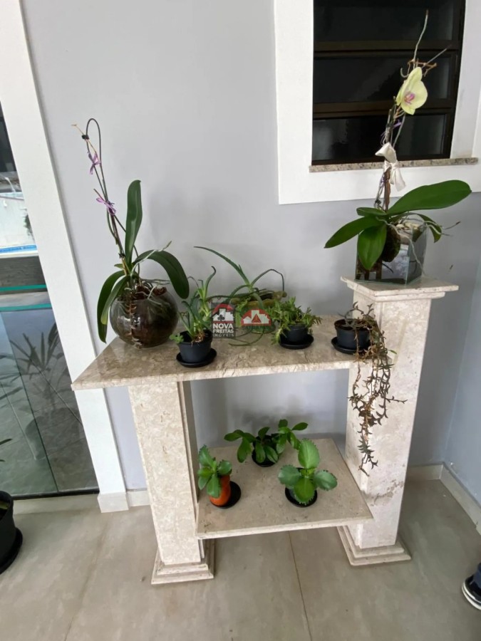 Casa à venda com 4 quartos, 1000m² - Foto 35