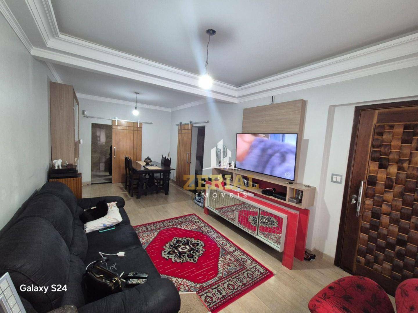 Casa à venda com 2 quartos, 135m² - Foto 1