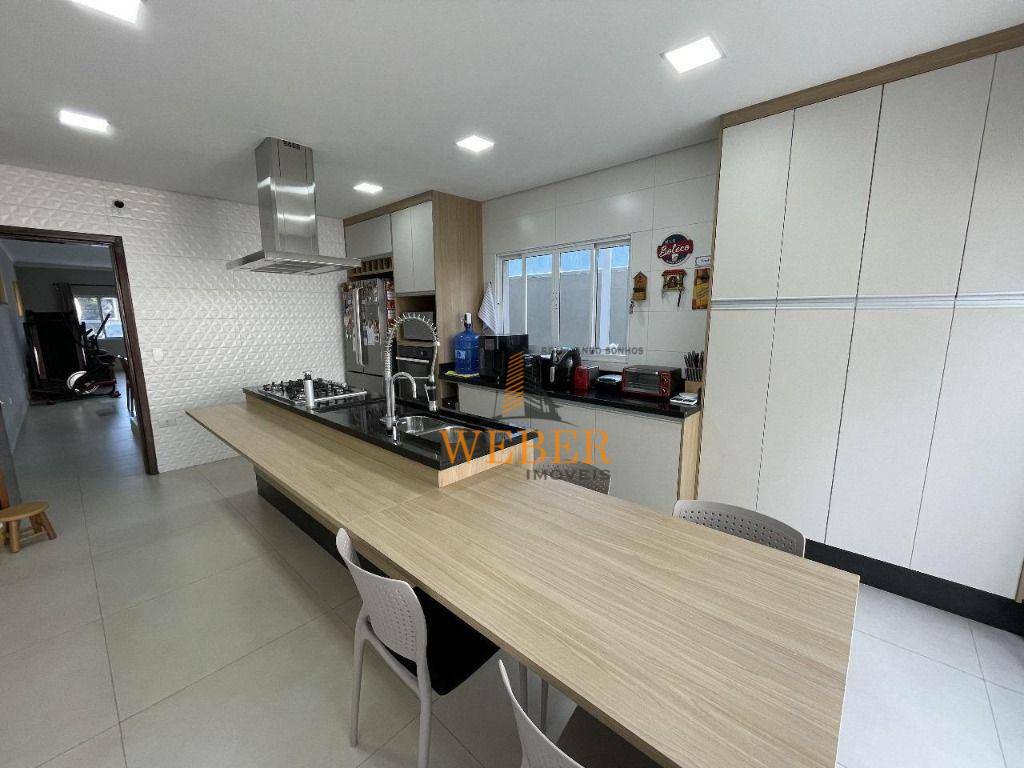 Casa à venda com 3 quartos, 140m² - Foto 20