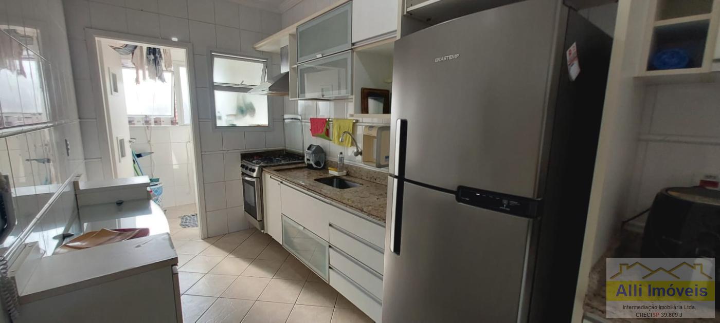 Apartamento à venda com 2 quartos, 81m² - Foto 11