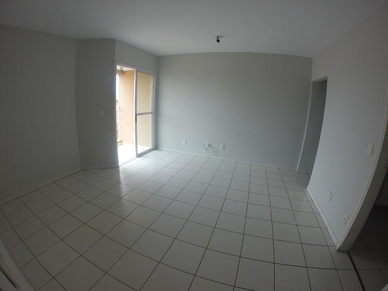 Apartamento para alugar com 2 quartos, 68m² - Foto 3