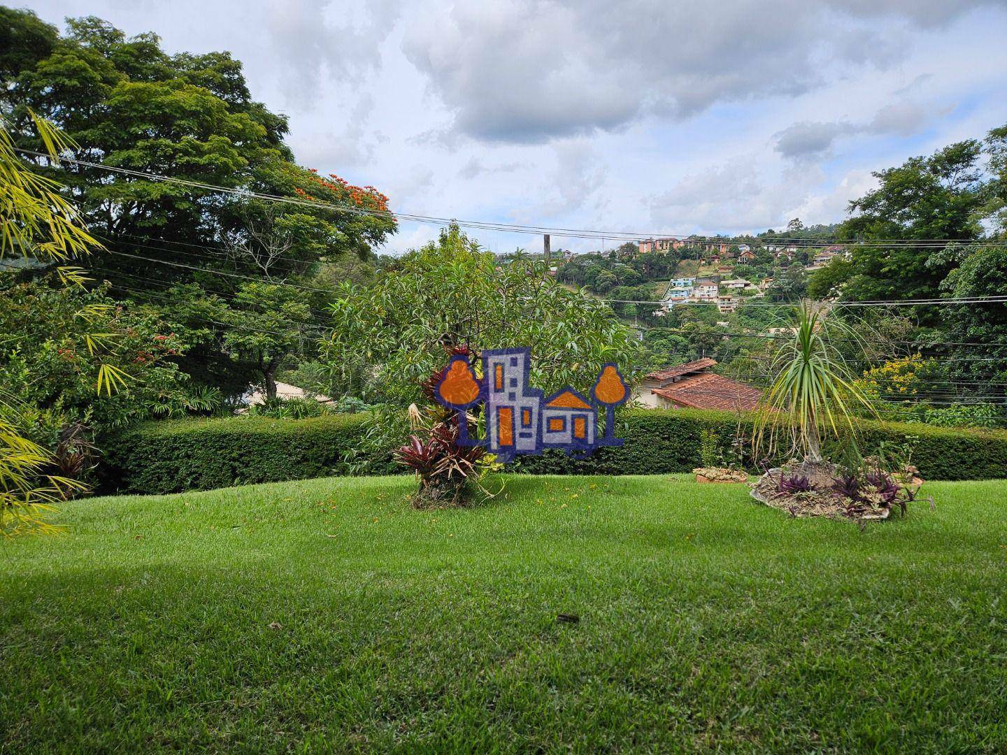 Casa à venda com 4 quartos, 300m² - Foto 57
