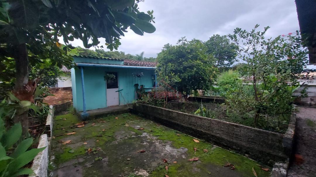 Casa à venda com 4 quartos, 96m² - Foto 17