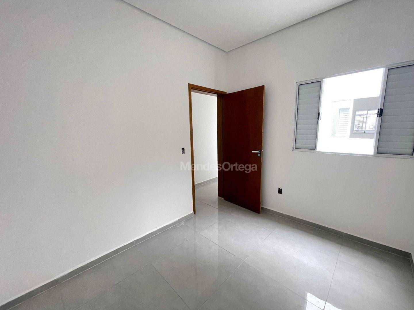 Casa à venda com 2 quartos, 66m² - Foto 10