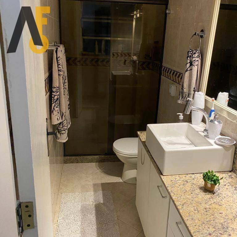 Apartamento à venda com 2 quartos, 92m² - Foto 4