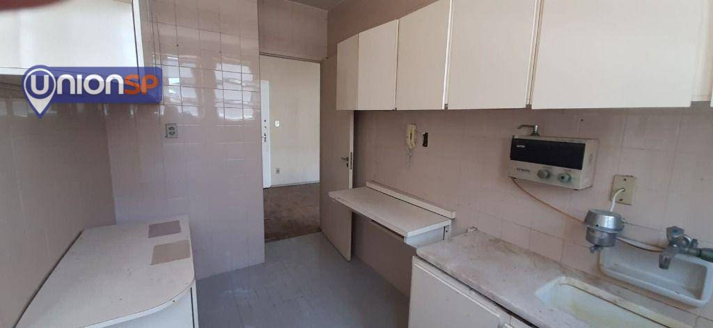 Apartamento à venda com 2 quartos, 56m² - Foto 10