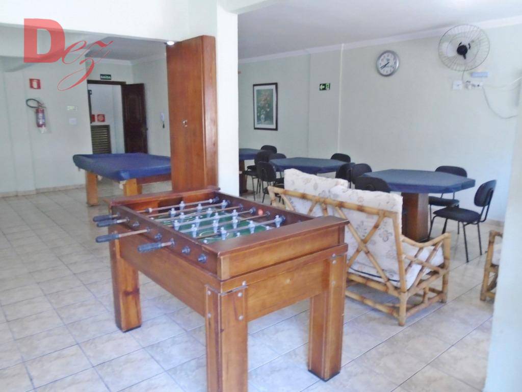 Apartamento à venda com 3 quartos, 158m² - Foto 17