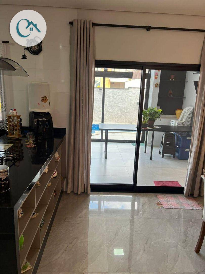 Sobrado à venda com 3 quartos, 225m² - Foto 22