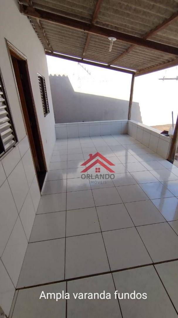 Casa à venda com 3 quartos, 158m² - Foto 3