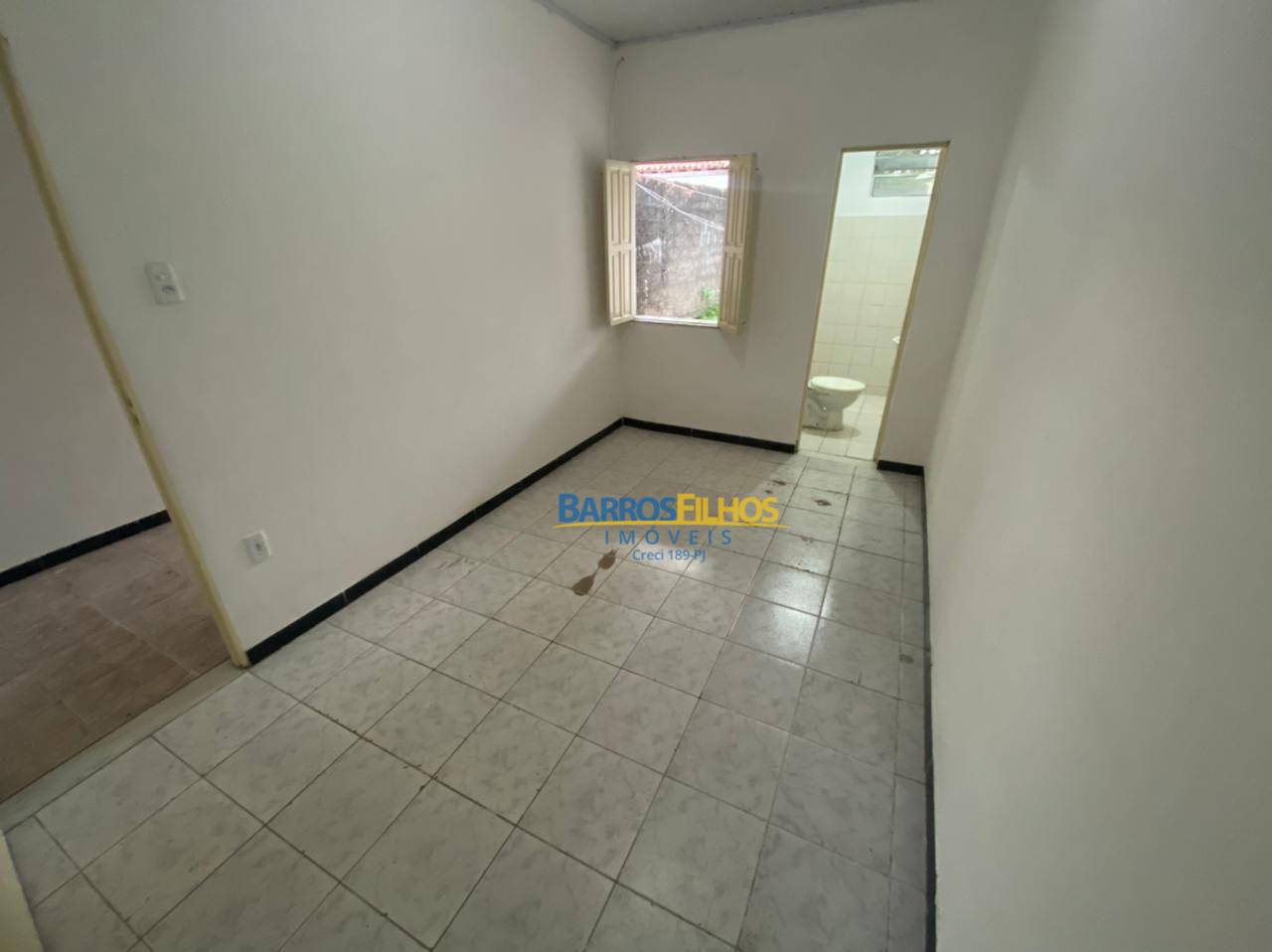 Casa à venda com 3 quartos, 150m² - Foto 11