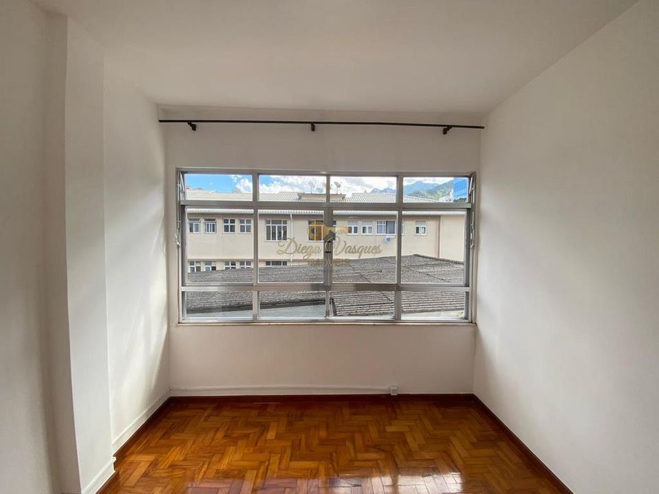 Apartamento à venda com 2 quartos, 59m² - Foto 4