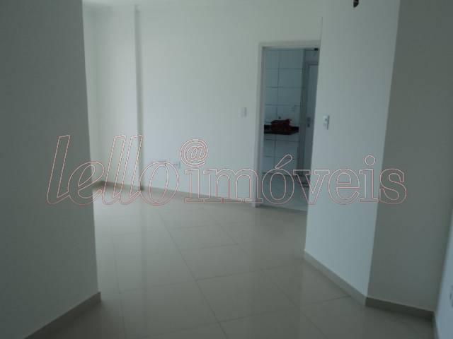 Apartamento para alugar com 3 quartos, 87m² - Foto 2