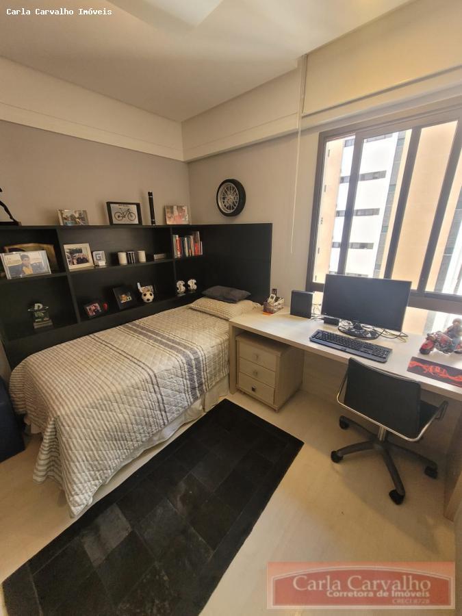 Apartamento à venda com 3 quartos, 136m² - Foto 3