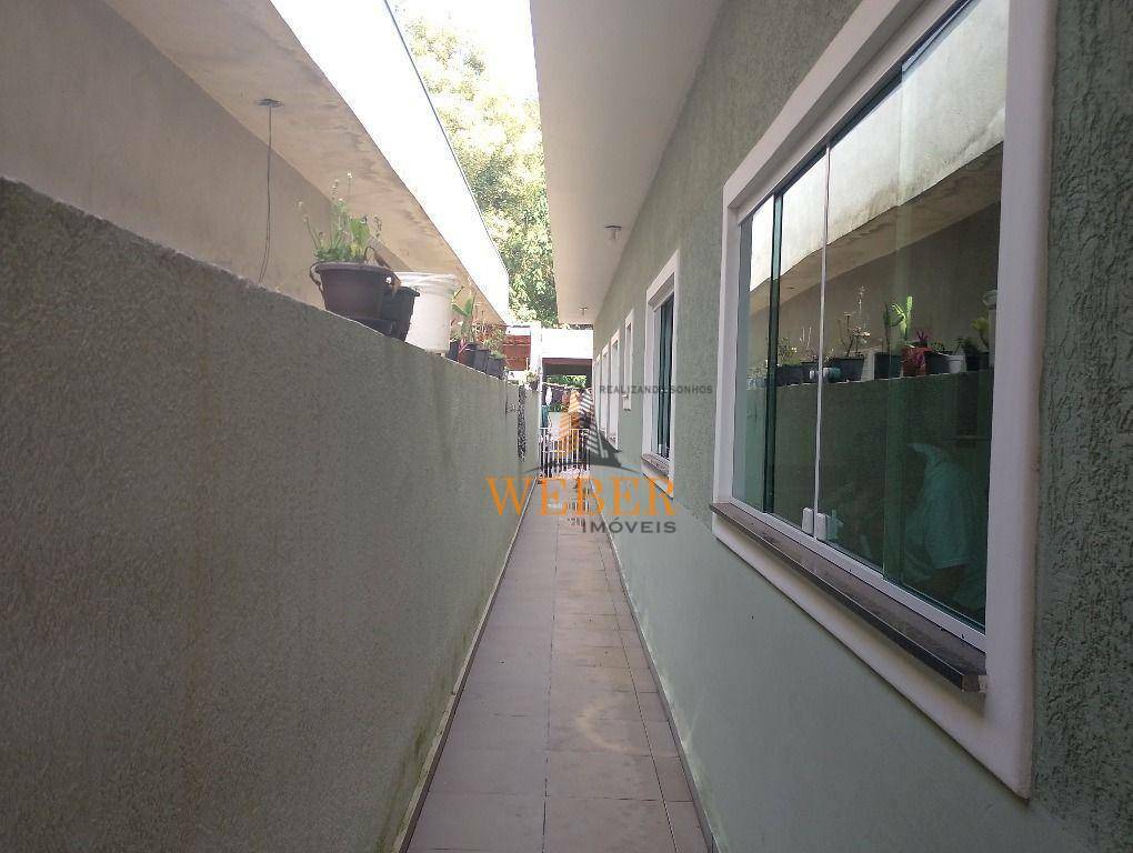 Casa à venda com 3 quartos, 100m² - Foto 3