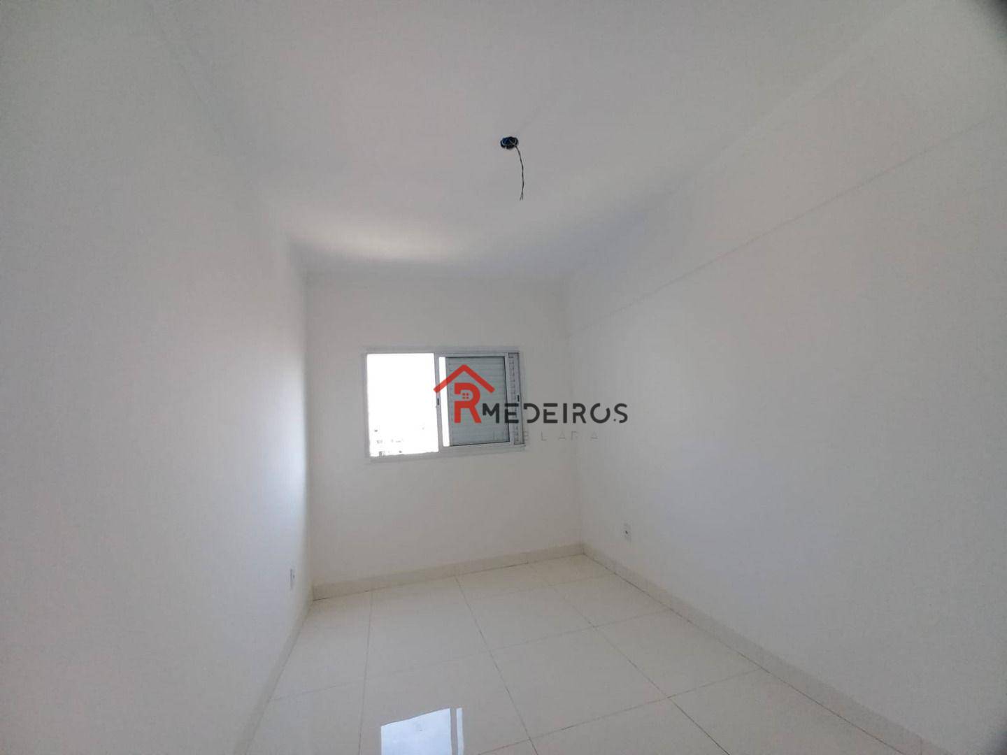 Apartamento à venda com 2 quartos, 75m² - Foto 15