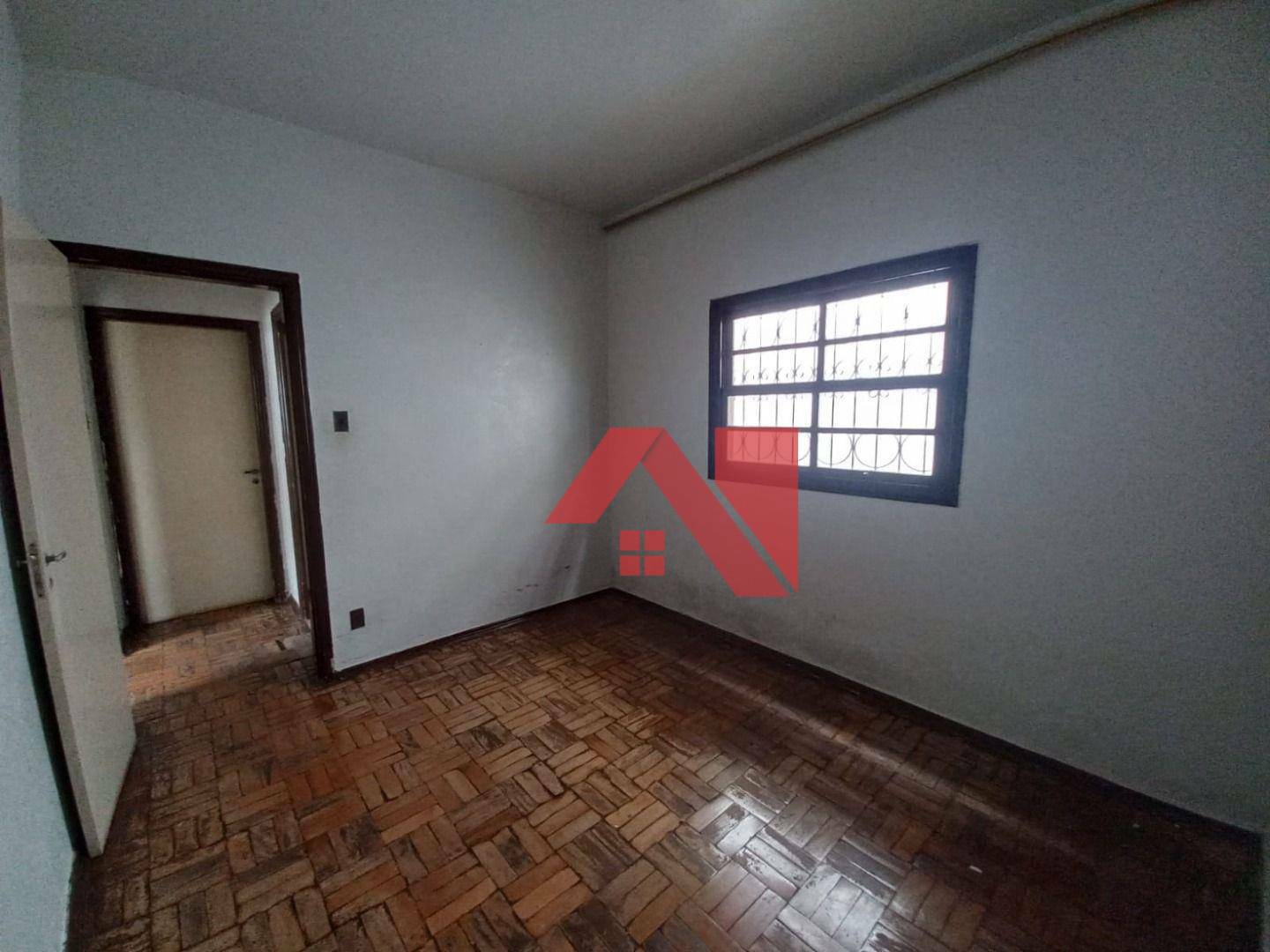 Casa à venda com 3 quartos, 180m² - Foto 17