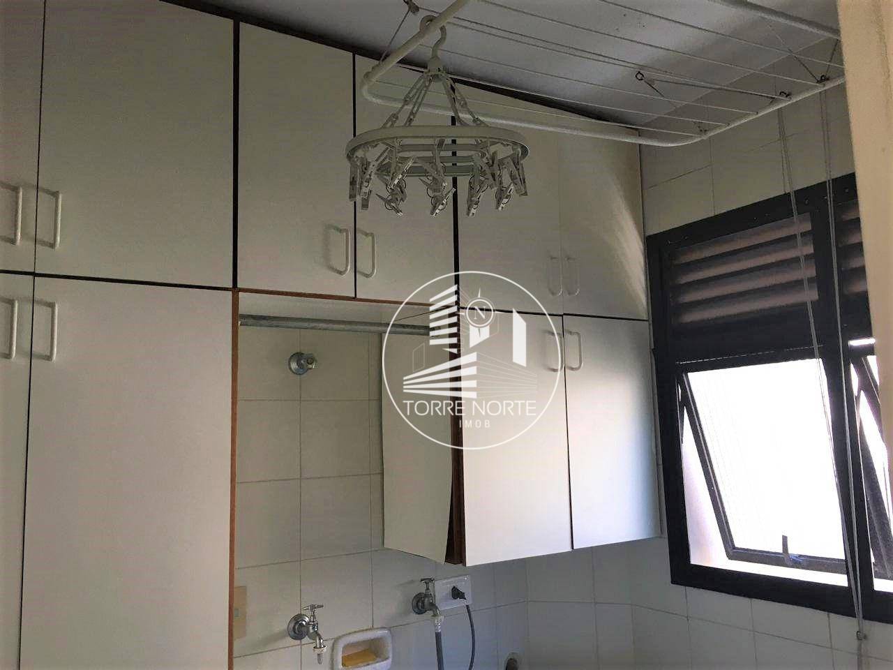 Apartamento à venda com 3 quartos, 85m² - Foto 19