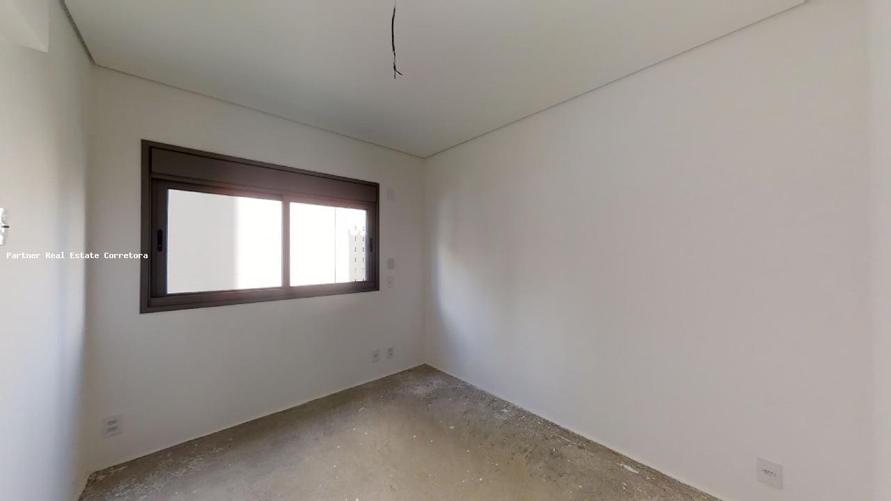 Apartamento à venda com 3 quartos, 170m² - Foto 17