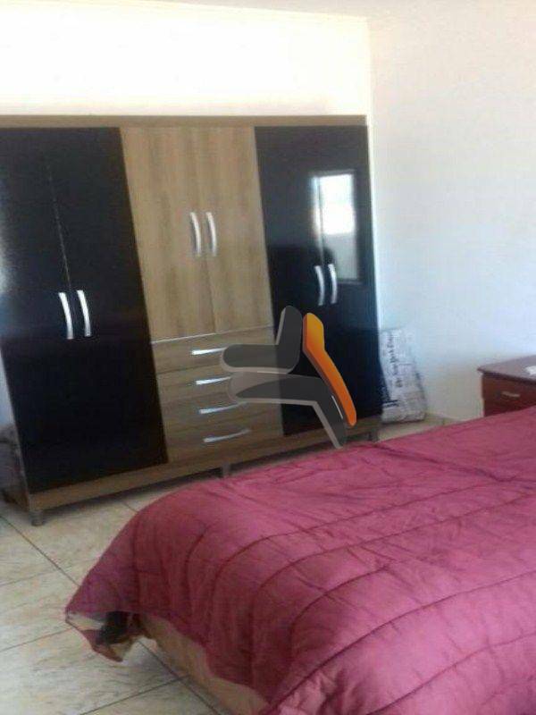 Casa à venda com 3 quartos, 200m² - Foto 17