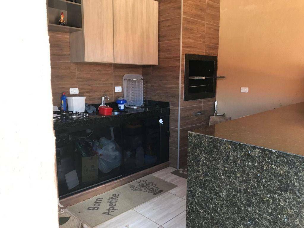 Casa à venda com 3 quartos, 200m² - Foto 10