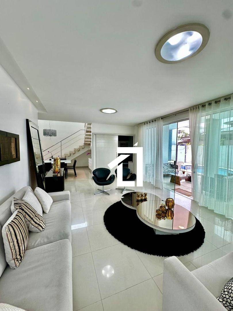 Casa de Condomínio, 4 quartos - Foto 1