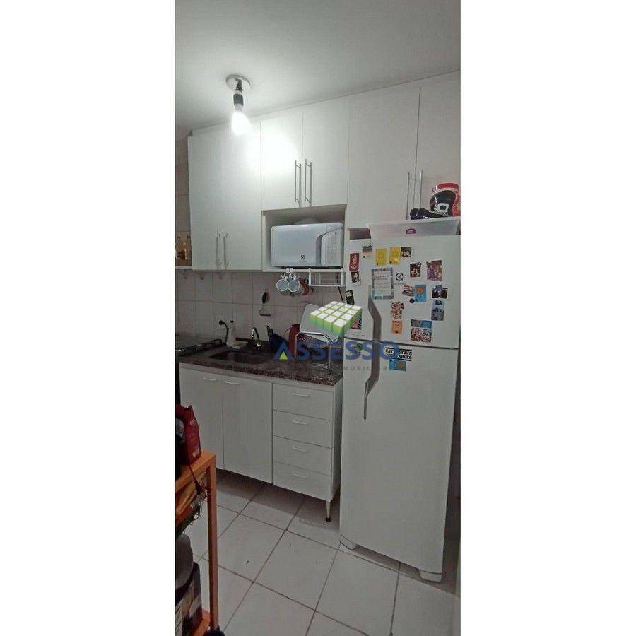 Apartamento à venda com 2 quartos, 52m² - Foto 11