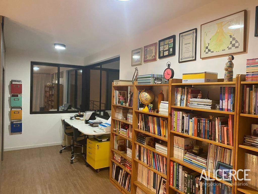 Casa de Condomínio à venda com 3 quartos, 230m² - Foto 25