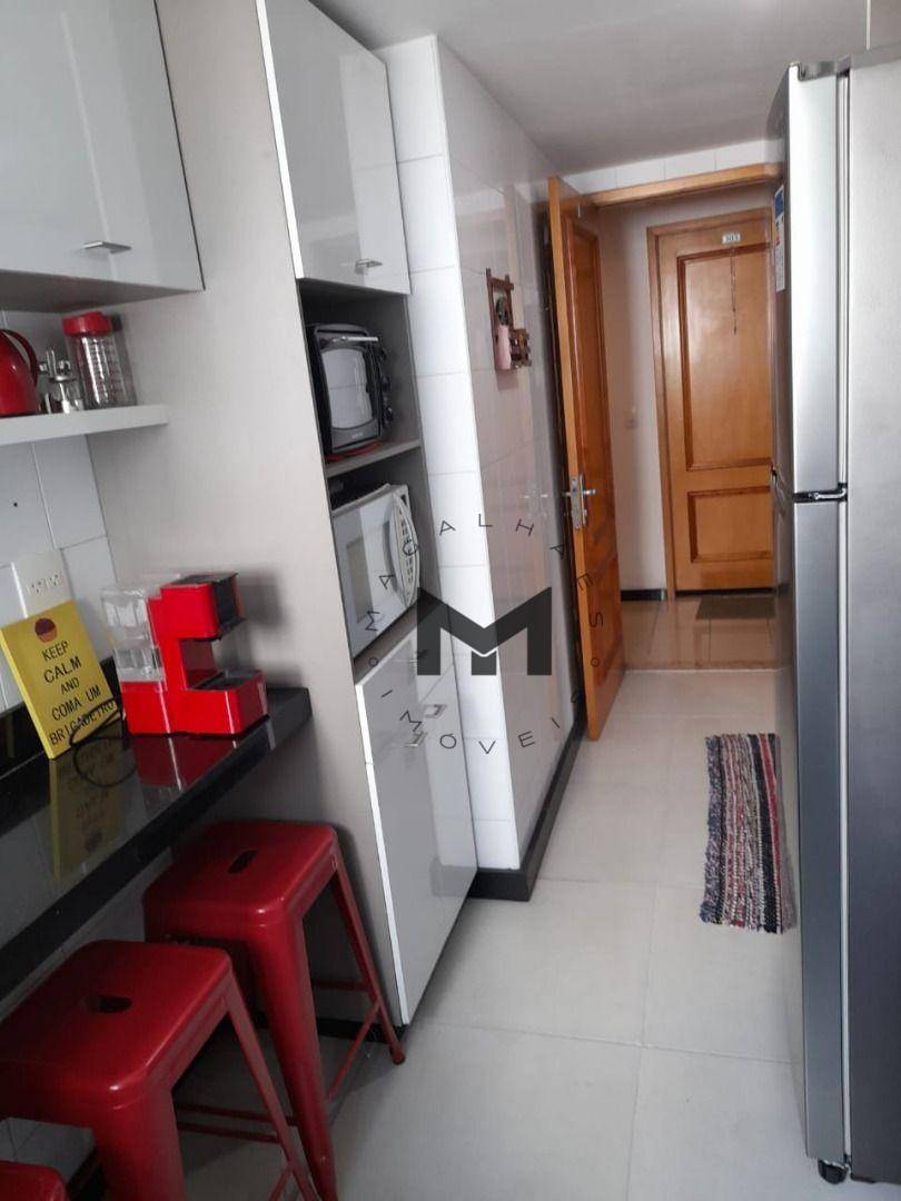 Apartamento à venda com 2 quartos, 70m² - Foto 13