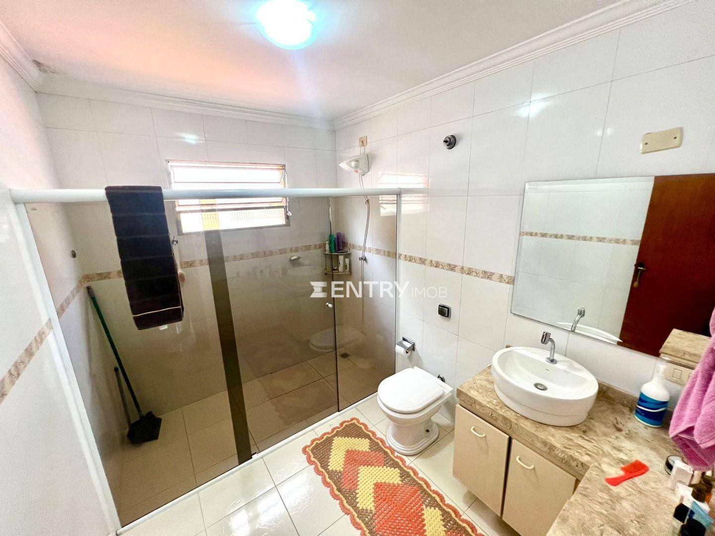 Casa à venda e aluguel com 3 quartos, 450m² - Foto 21