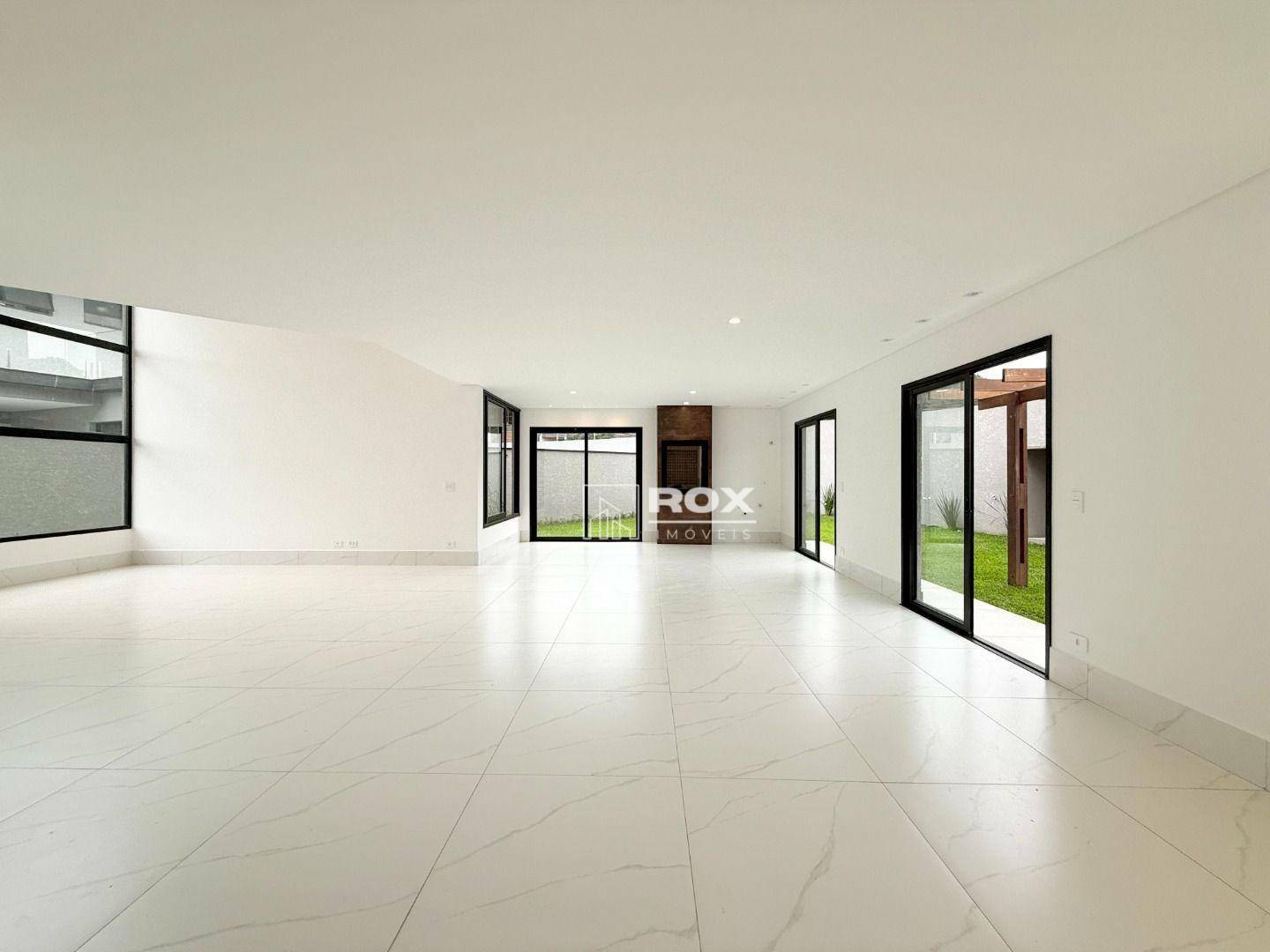 Casa à venda com 5 quartos, 418m² - Foto 10